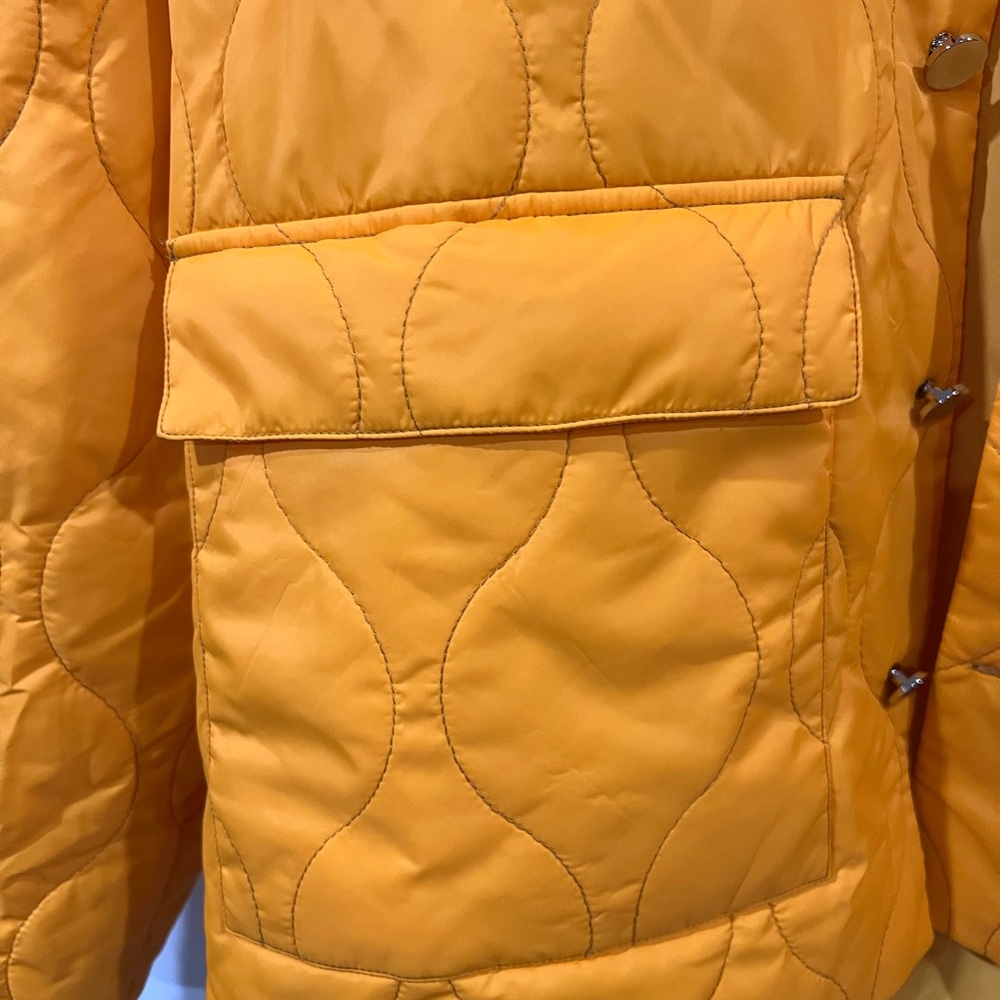 Renowned quilted military jacket. - Picture 7 of 9